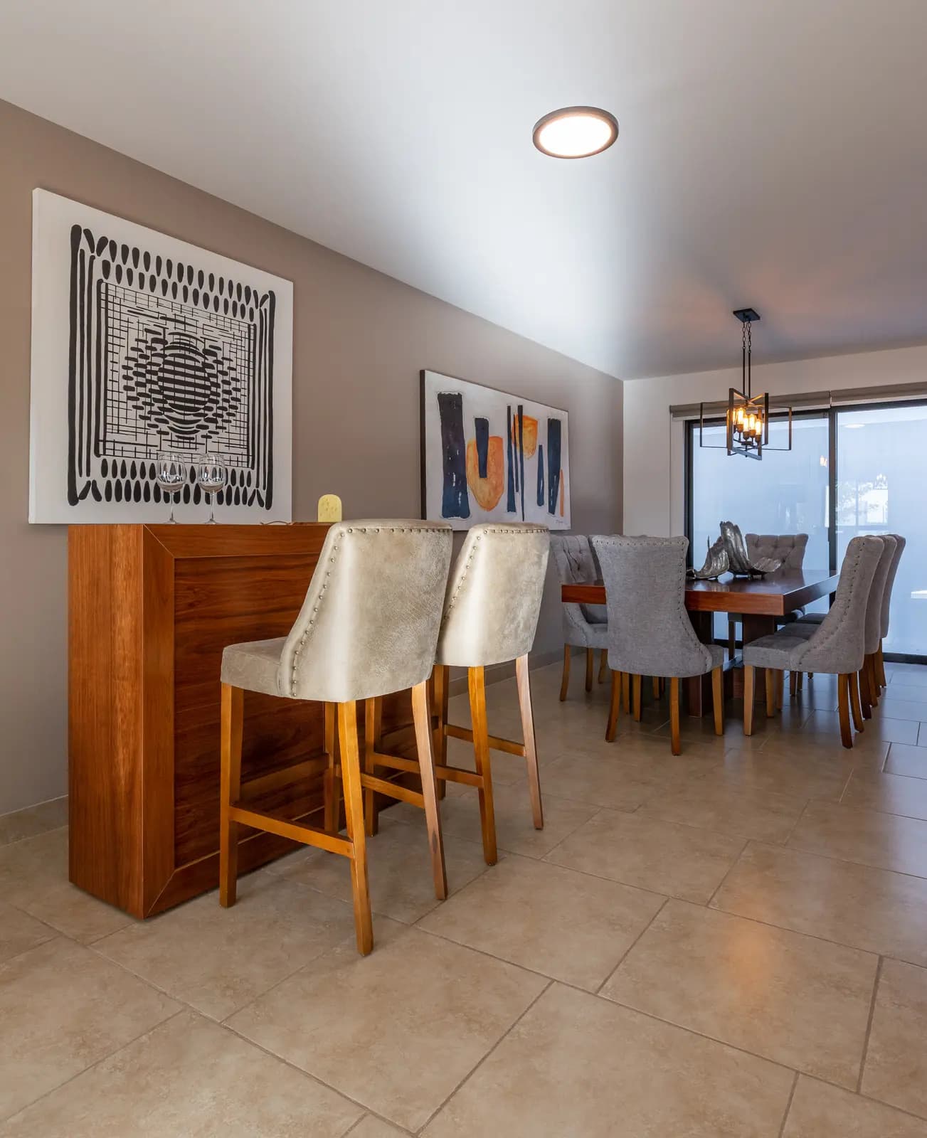 Casa de 3 Recámaras, cada una con Baño · 141 m² — foto 4