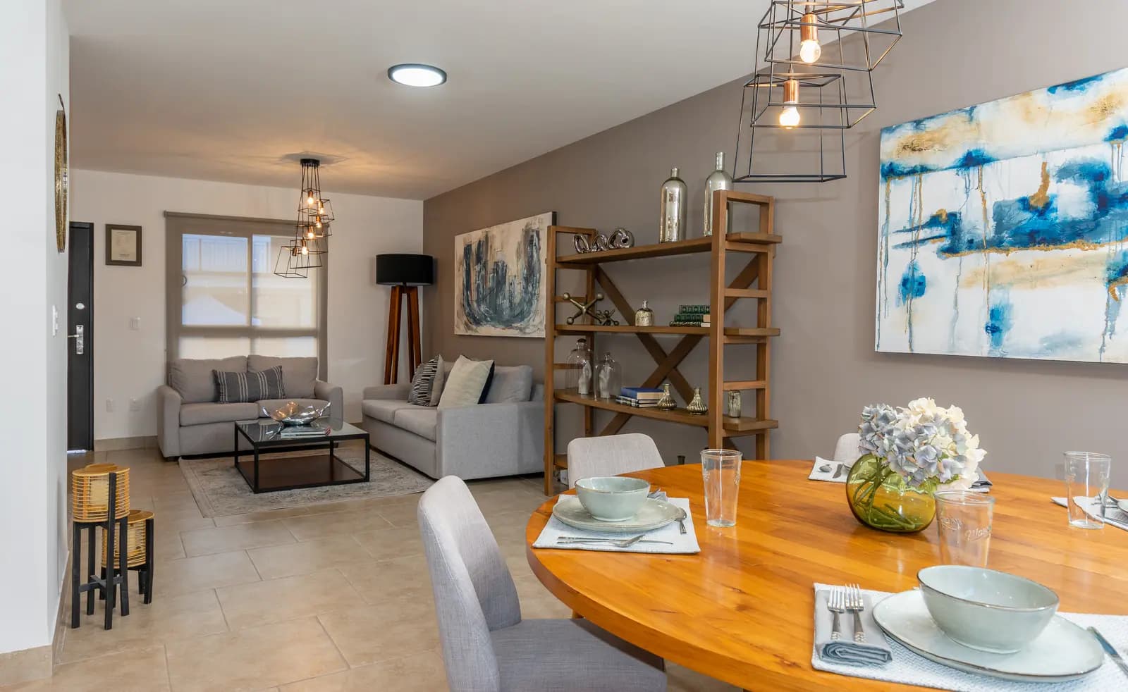 Casa de 3 Recámaras con Walk-in Clóset y Balcón · 120 m² — foto 3