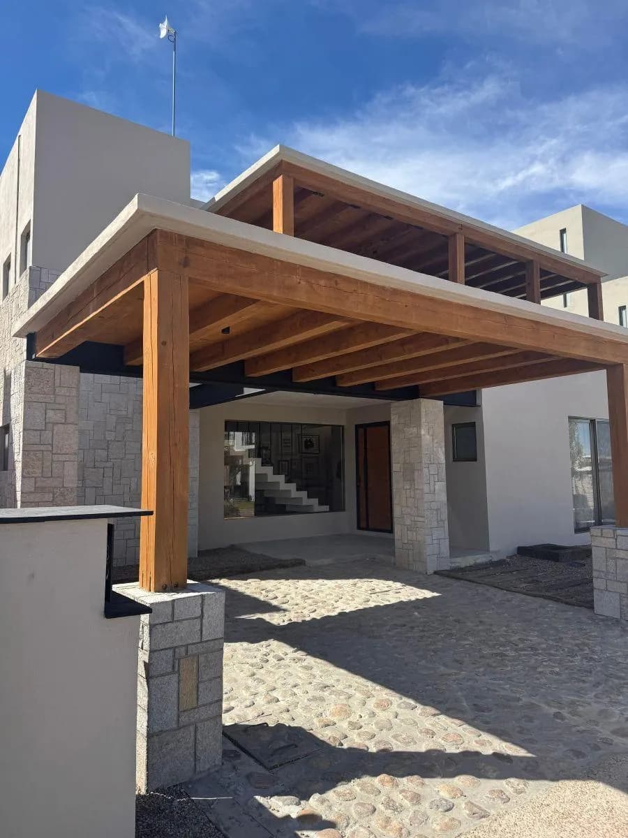 Casa Nueva Amueblada 350 m² · San Miguel de Allende · 3 Recámaras — foto 9